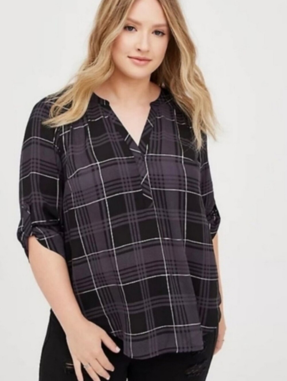 🌺 Torrid Harper Georgette Sz 1X Split V Neck Black Gray Plaid Tunic Top